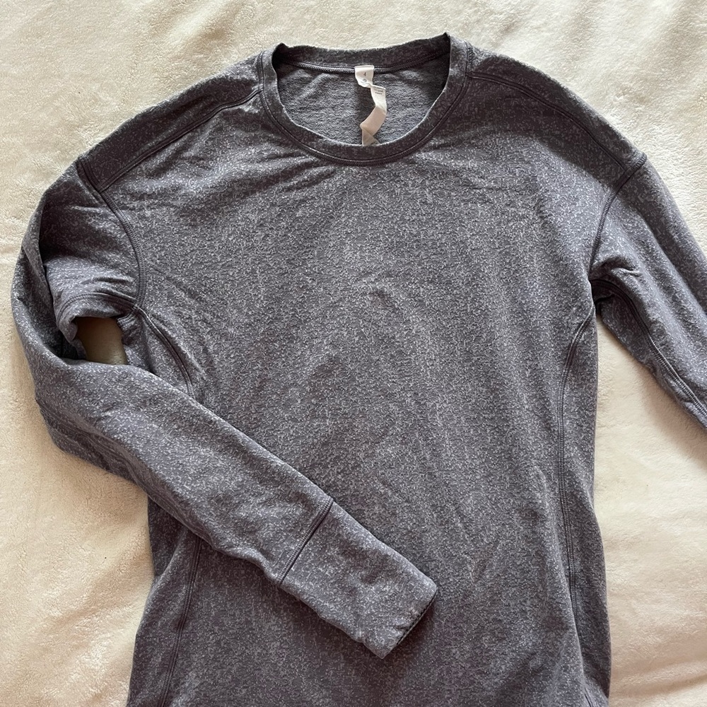 Lululemon Long Sleeve Shirt in Gray/Blue